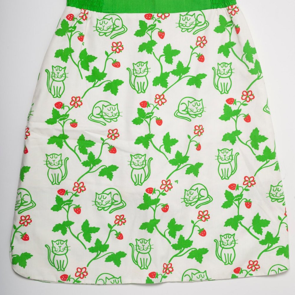 Vintage Cat/Strawberry Skirt